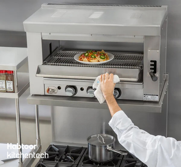 سالاماندر نصب شده روی اجاق