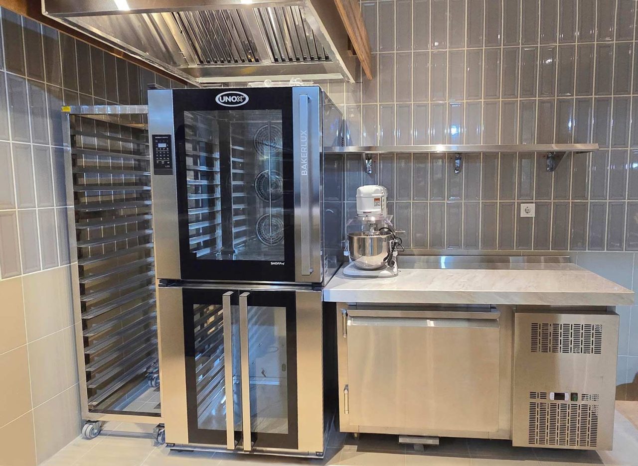 طراحی آشپزخانه صنعتی رستوران ماوا